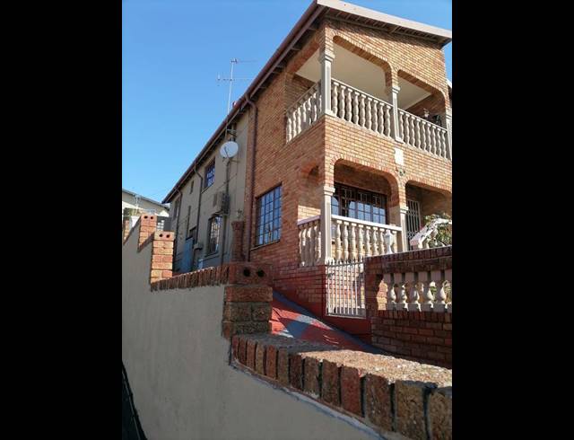 3 BEDROOM HOUSE FOR SALE IN WOODHURST
